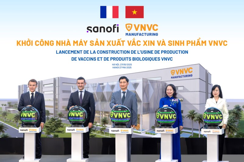 lễ khỏi công nhà máy vắc xin và sinh phẩm vnvc