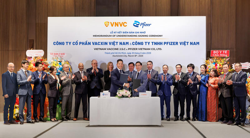 vnvc ký kết hợp tác với pfizer