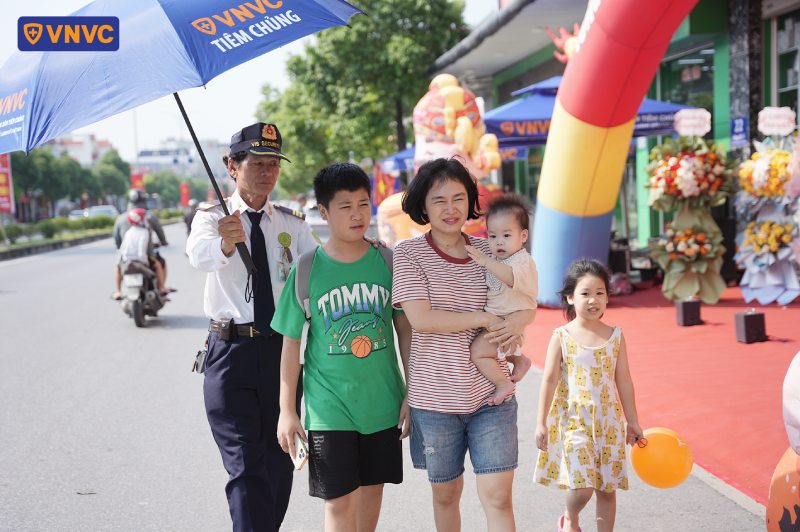 dịch vụ tiêm chủng vnvc tận tâm