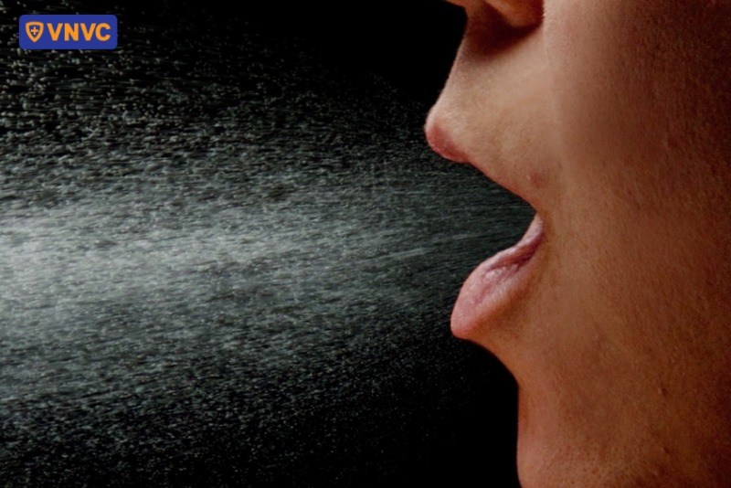 enterovirus có thể lây qua đường miệng