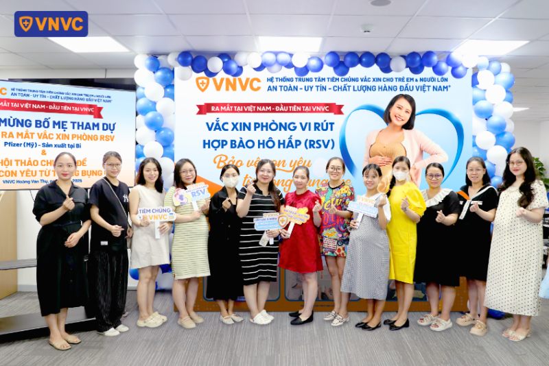 kỉ niệm buổi tư vấn vaccine rsv