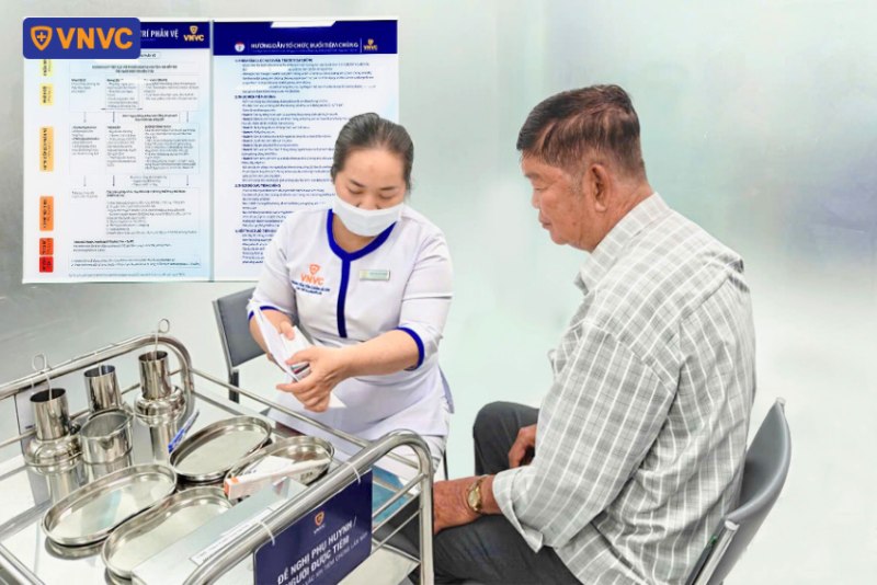 hướng dẫn tiêm chủng cho người cao tuổi