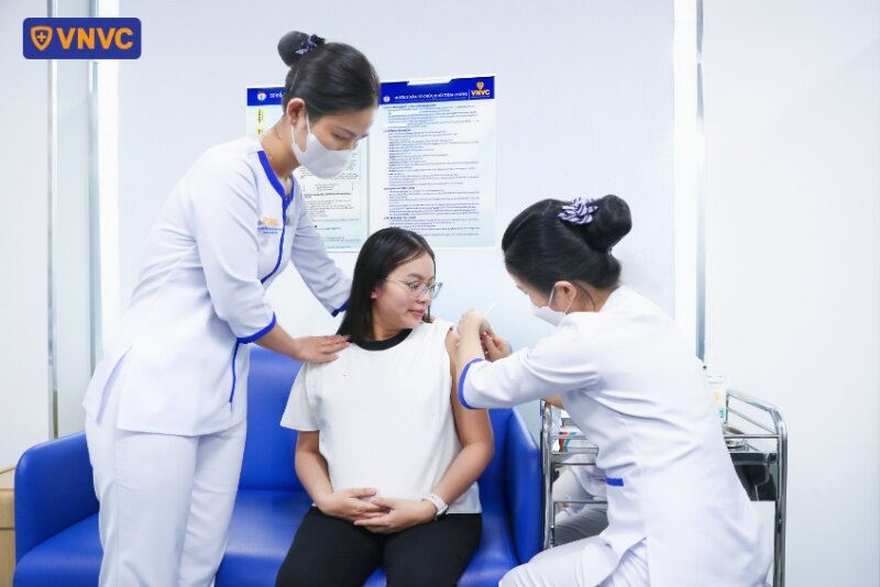 tiêm ngừa cho người mang thai
