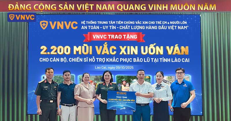 trao tặng vắc xin uốn ván cho lào cai