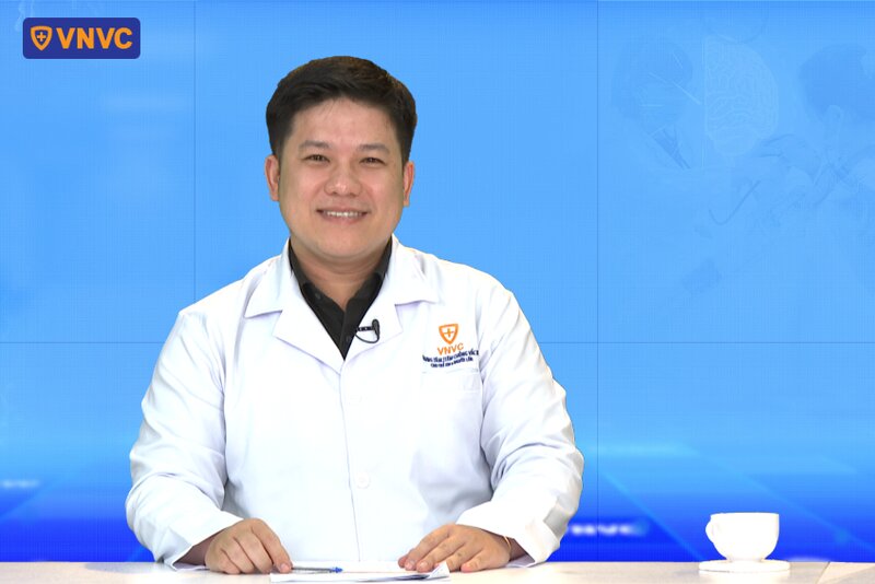 bác sĩ trần huỳnh tấn