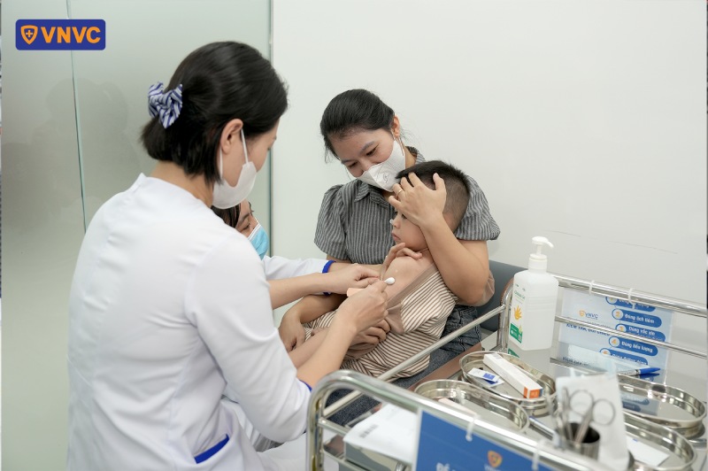 dịch vụ tiêm chủng tại vnvc nghĩa hưng