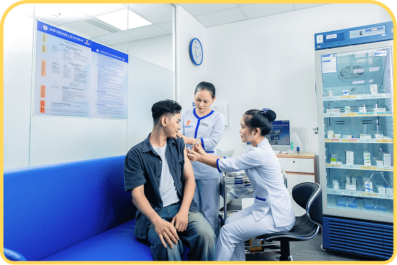 tiêm vắc xin cho nam giới