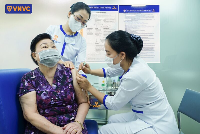 tiêm phòng viêm gan