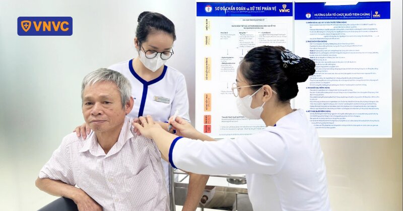 tiêm uốn ván cho người dân miền trung