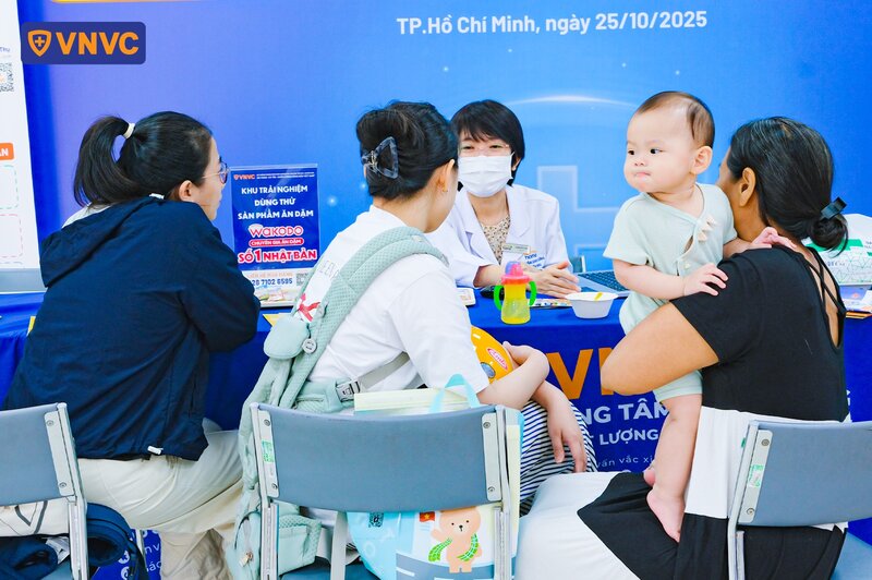 tư vấn sản phẩm ăn dặm cho phụ huynh