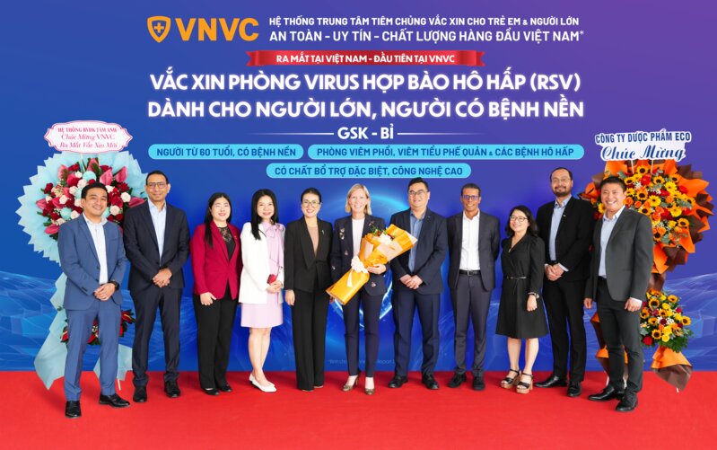 lễ mừng vnvc ra mắt vắc xin mới