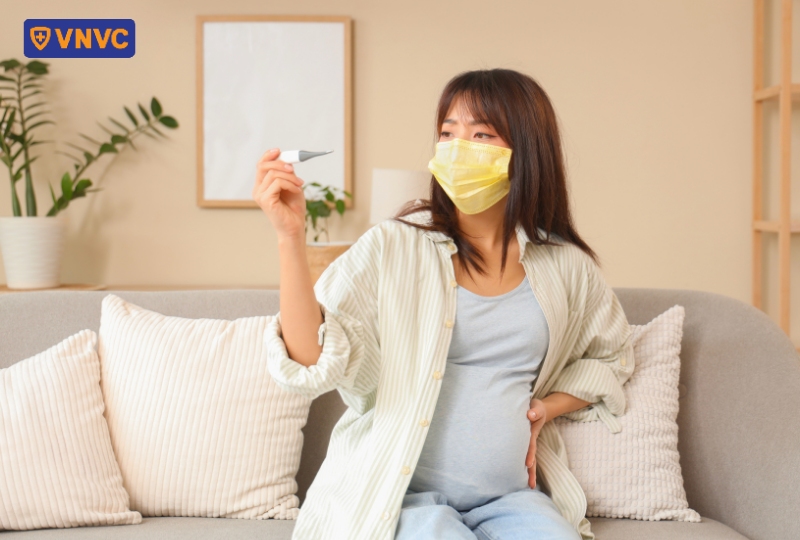 mẹ bầu bị sốt do viêm phế quản