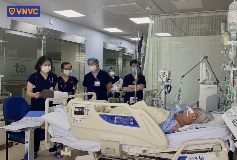 RSV increases the risk of serious cardiovascular events such as heart failure, ischemic stroke, and myocardial infarction by 4–8 times during the acute infection phase, making treatment more complex and costly. Photo: Tam Anh General Hospital