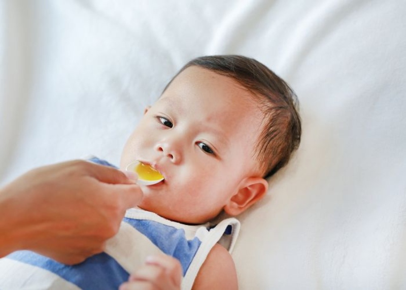 siro uống trị ho cho trẻ