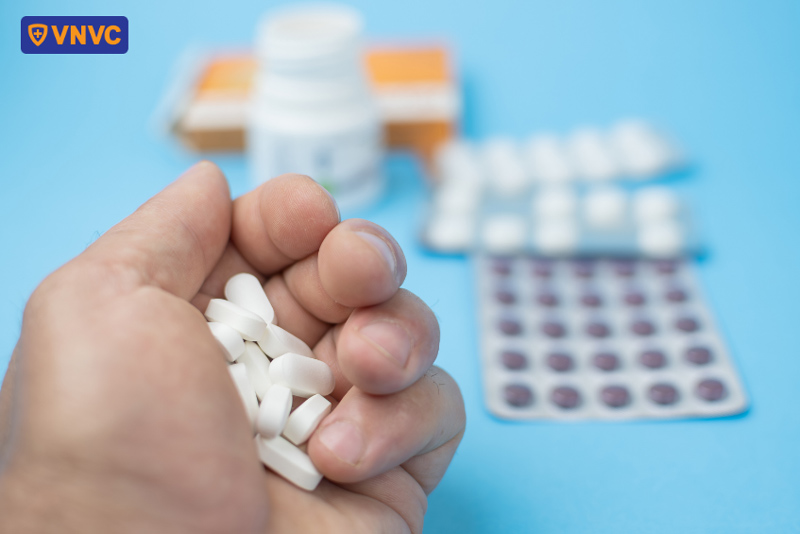 thuốc dạng viên màu trắng