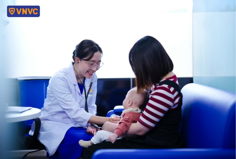 tiêm kháng thể đơn dòng rsv cho trẻ sơ sinh