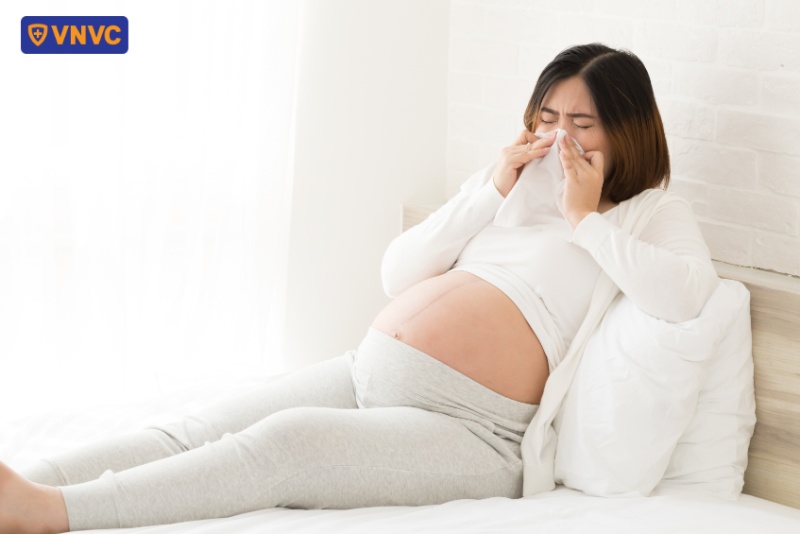 bà bầu bị sổ mũi do mắc bạch hầu