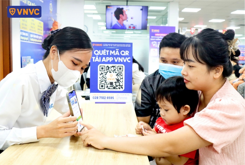 hướng dẫn dùng sổ tiêm chủng điện tử