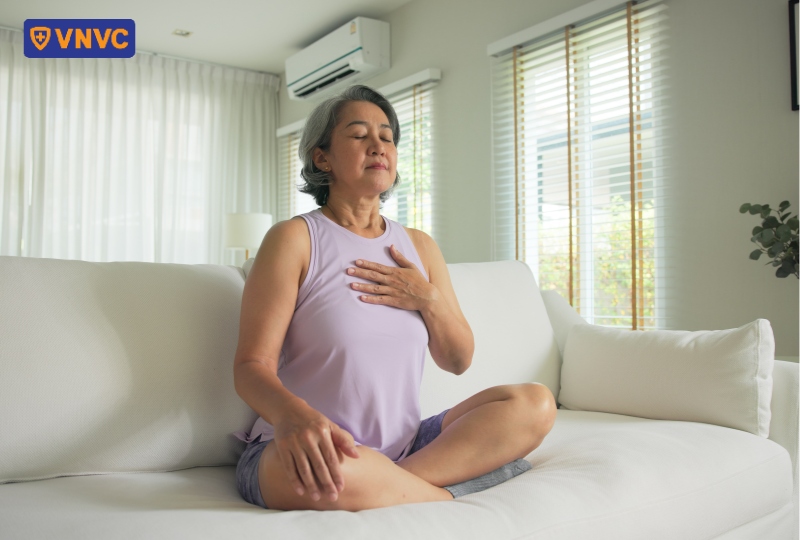 tập hít thở bảo vệ phổi