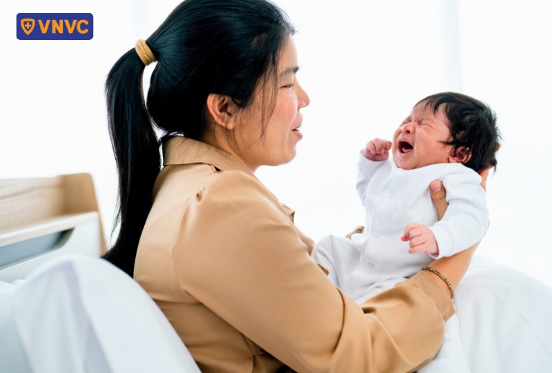 mẹ bầu bi ho gà có thể lây cho trẻ sau sinh