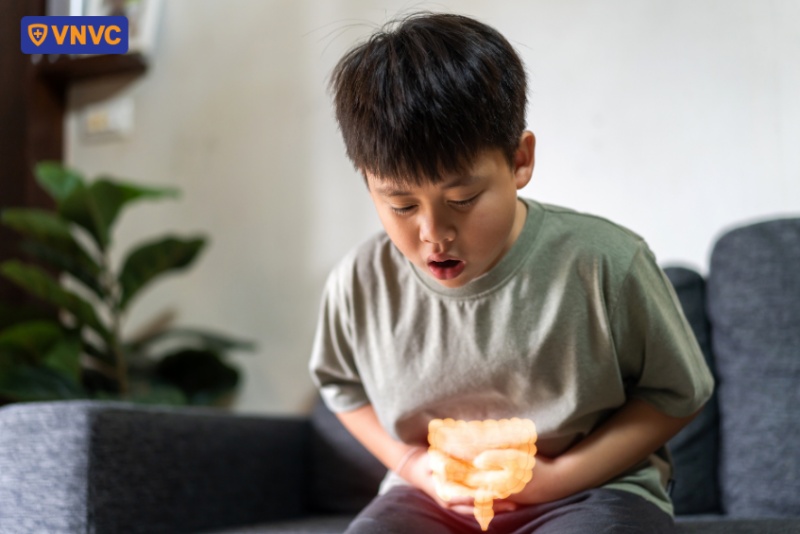 trẻ bị đau bụng
