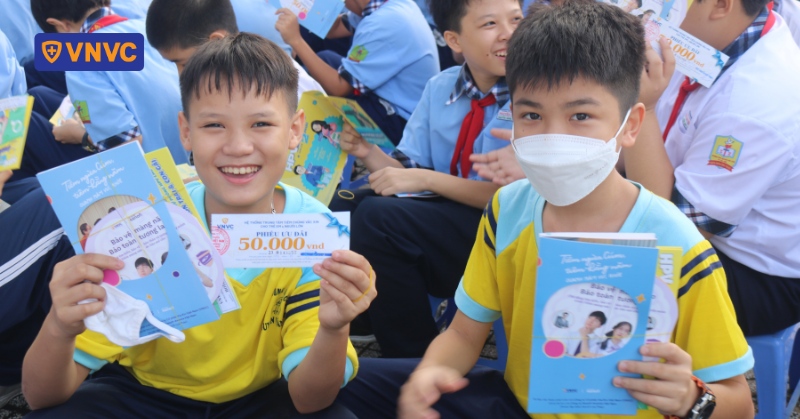 Trẻ quay lại trường học sau Tết cần tiêm đủ những vắc xin nào?