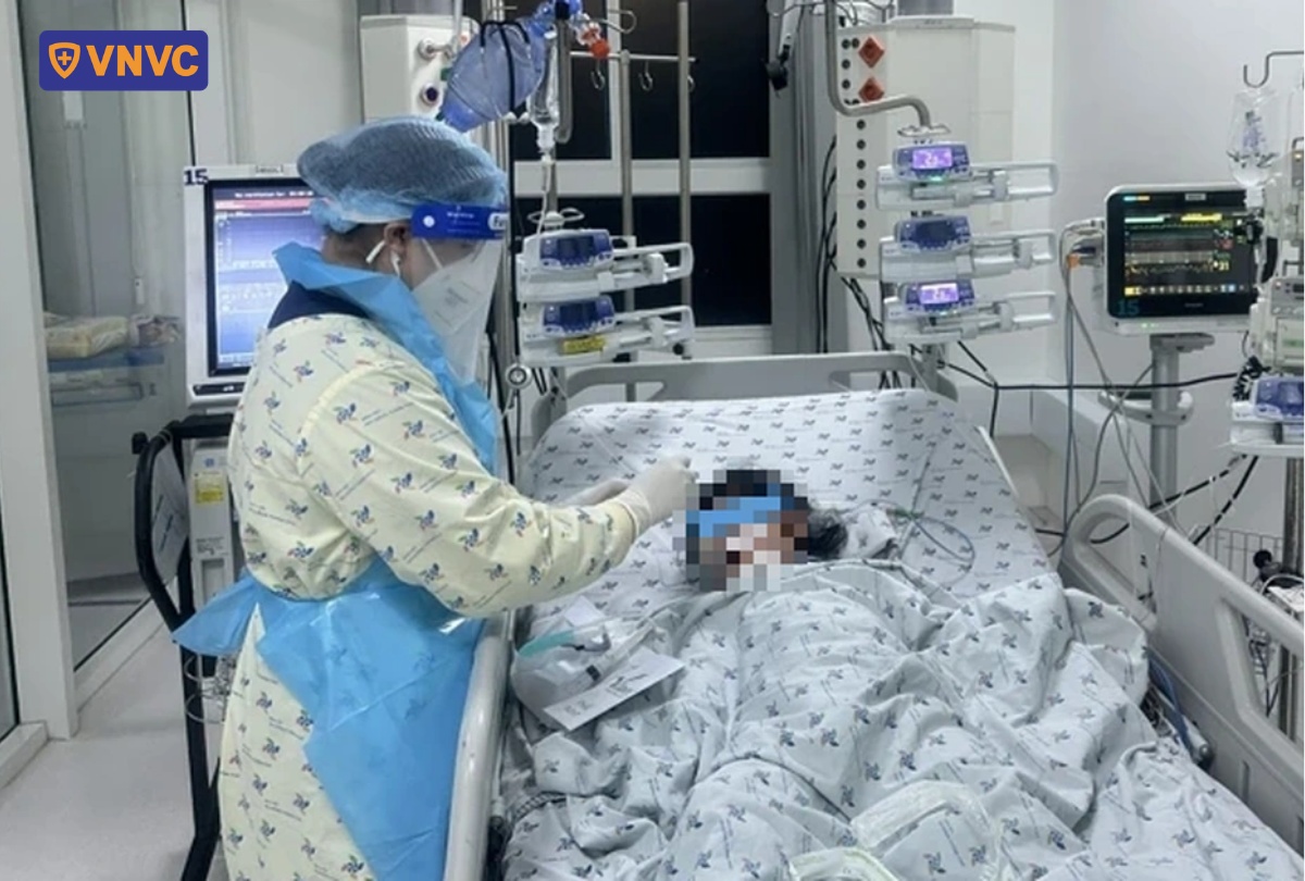 người bệnh cấp cứu vì não mô cầu