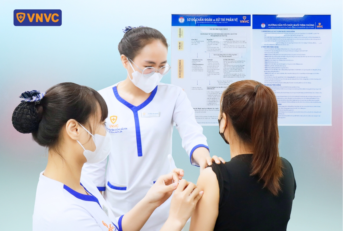 tiêm vắc xin thủy đậu cho mẹ bầu