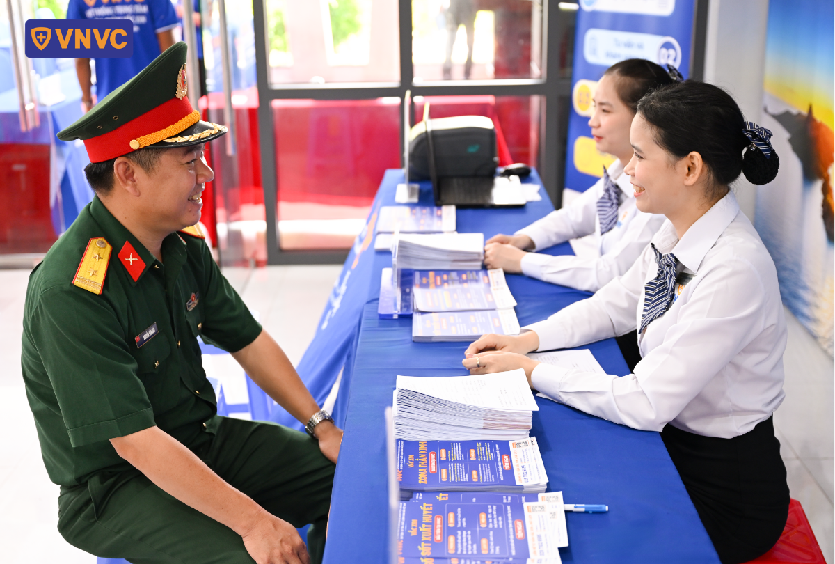 tư vấn cho chiến sĩ