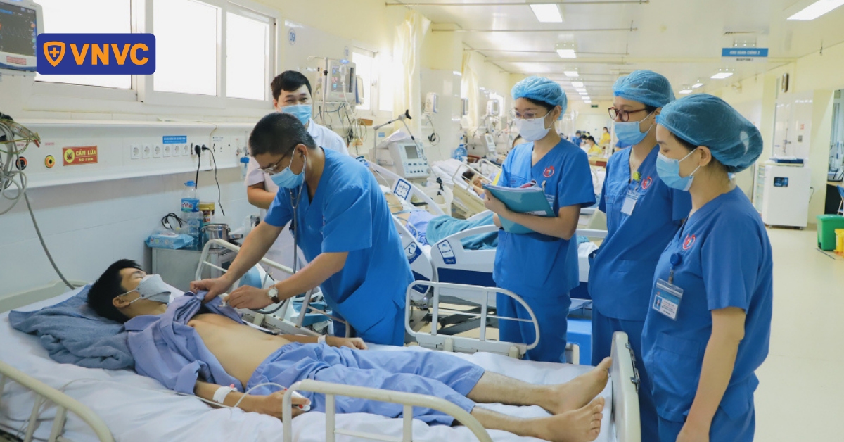 Sốt xuất huyết vào chu kỳ bùng phát mới: TP.HCM cảnh báo dịch đến sớm, người lớn mắc tăng mạnh