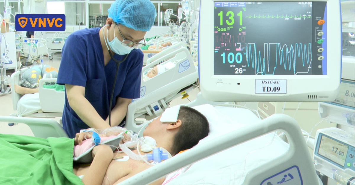 Vì sao viêm não Nhật Bản tăng vào mùa hè? Phụ huynh cần làm gì trước khi đưa con về quê, đi du lịch?