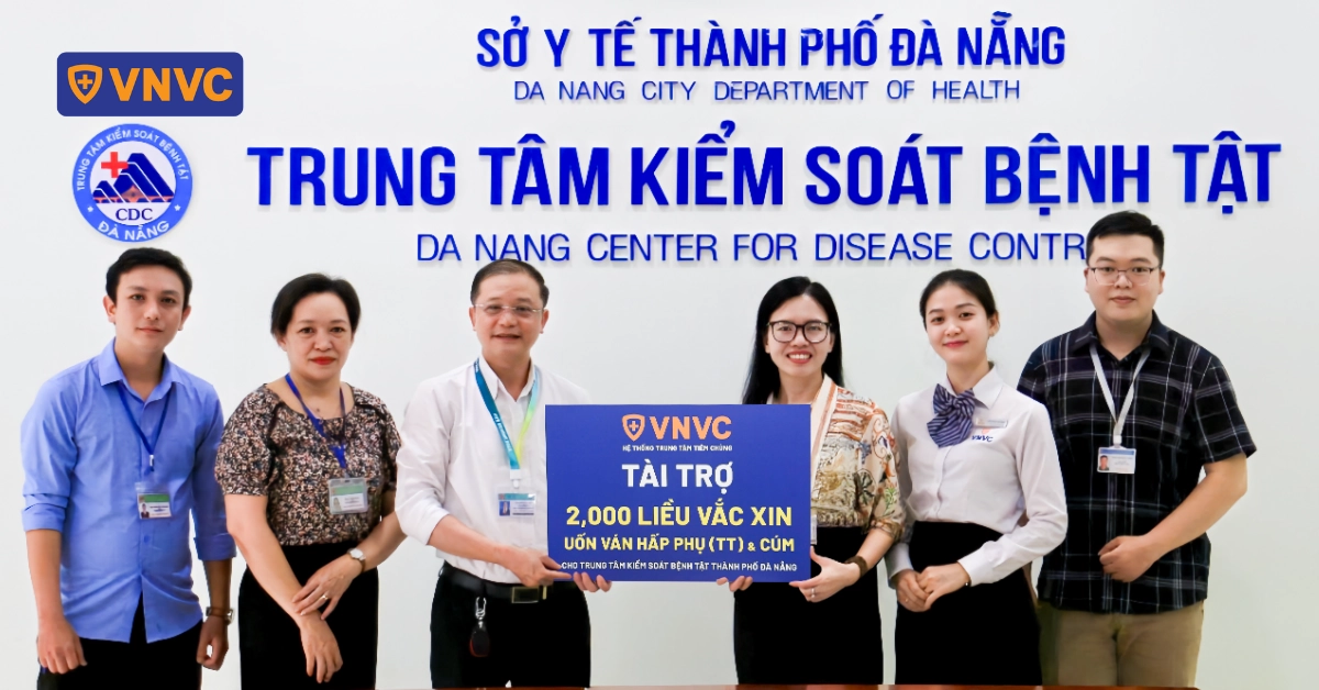 trao tặng 2000 vắc xin