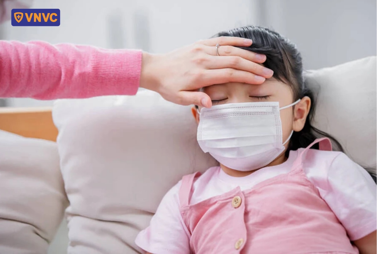 bé bị sốt