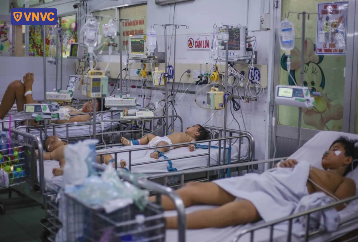 các bệnh nhi nhập viện