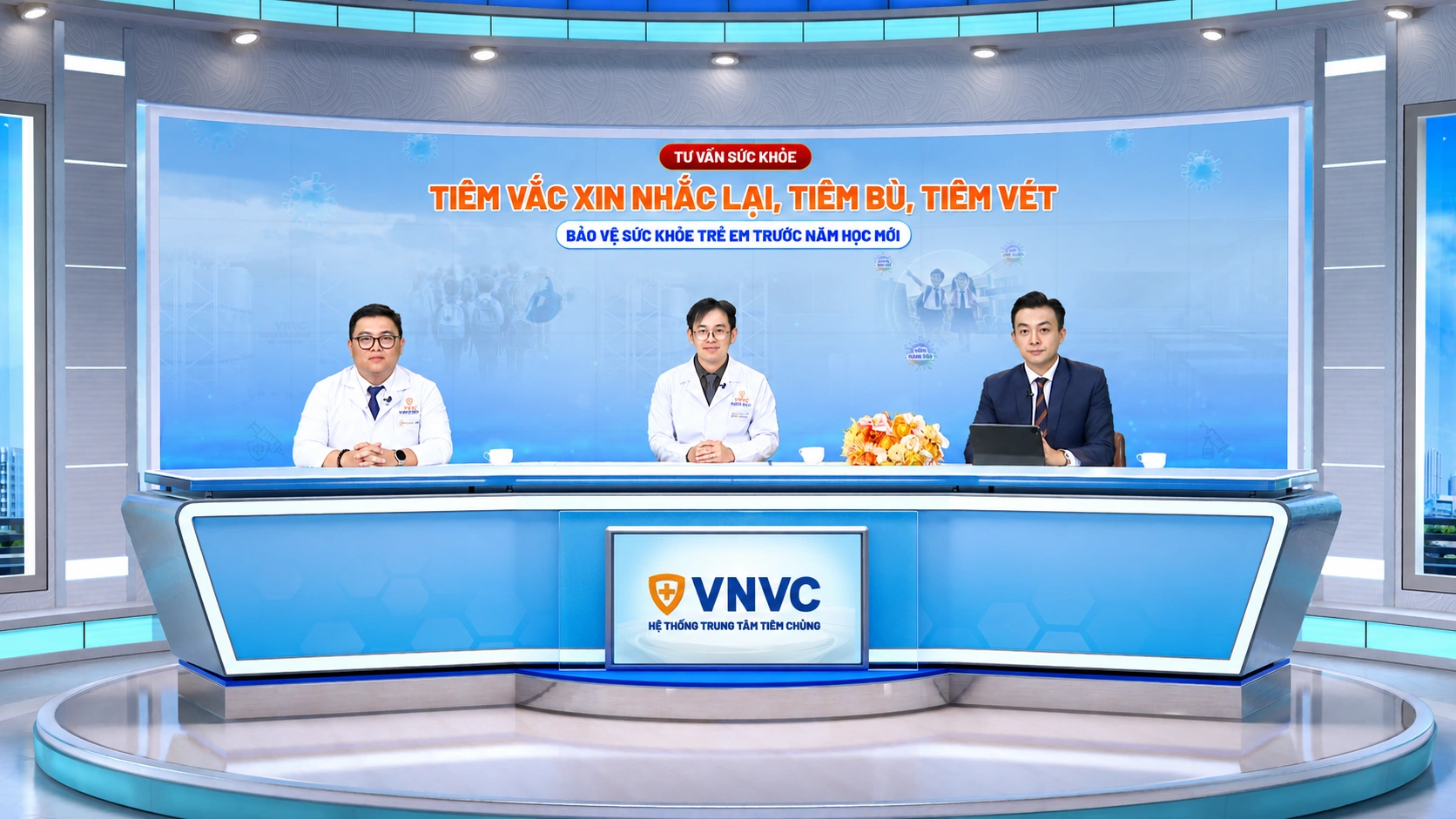 3 chuyên gia tư vấn tiêm vắc xin nhắc lại