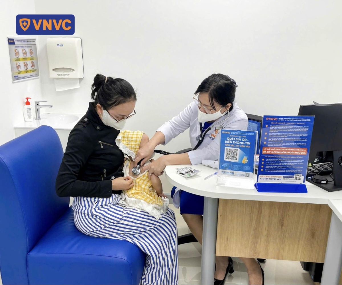 mẹ và bé tại vnvc đức tài
