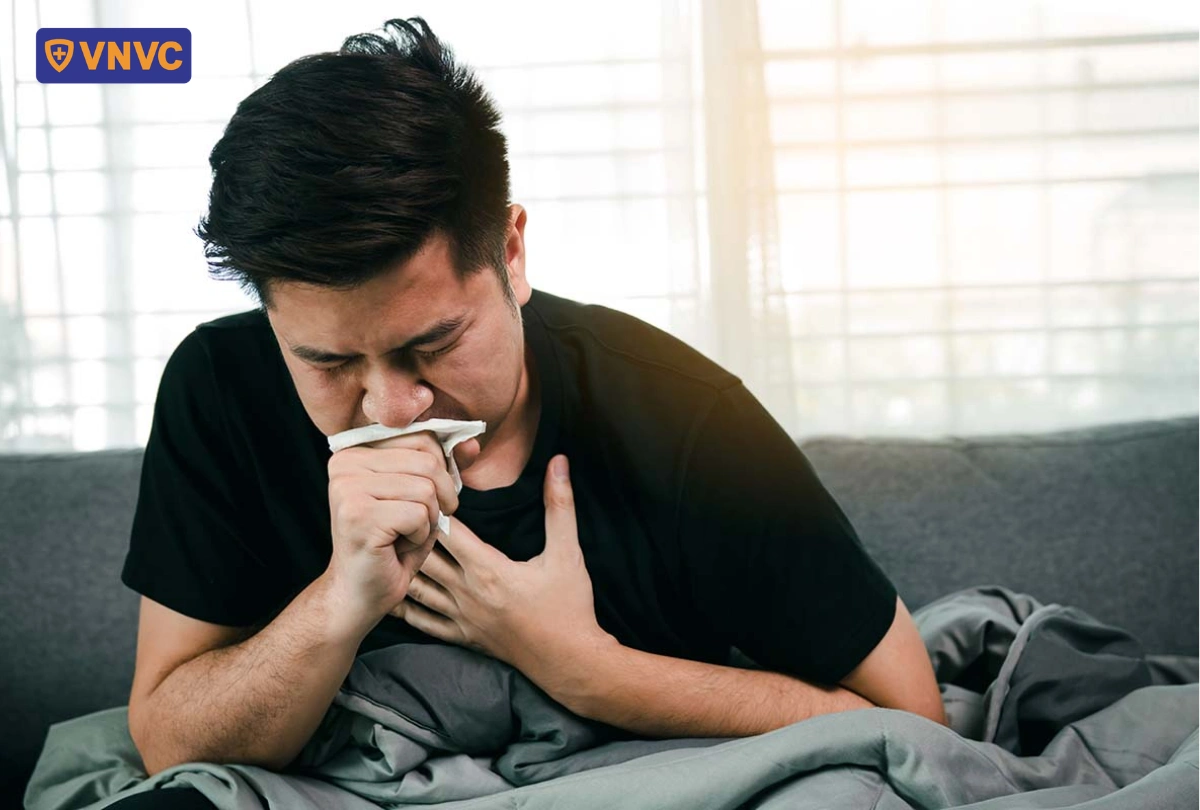 người đàn ông bị ho