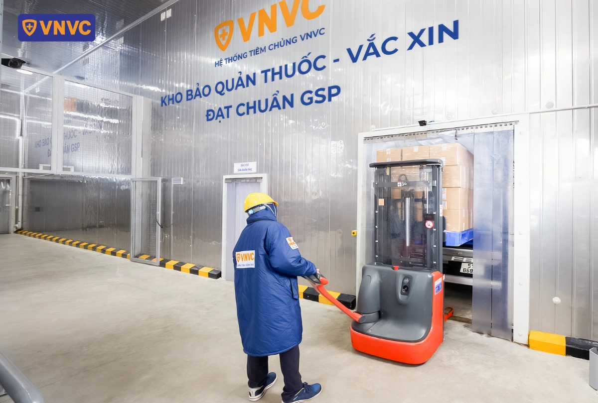 kho bảo quản lạnh vắc xin tại vnvc