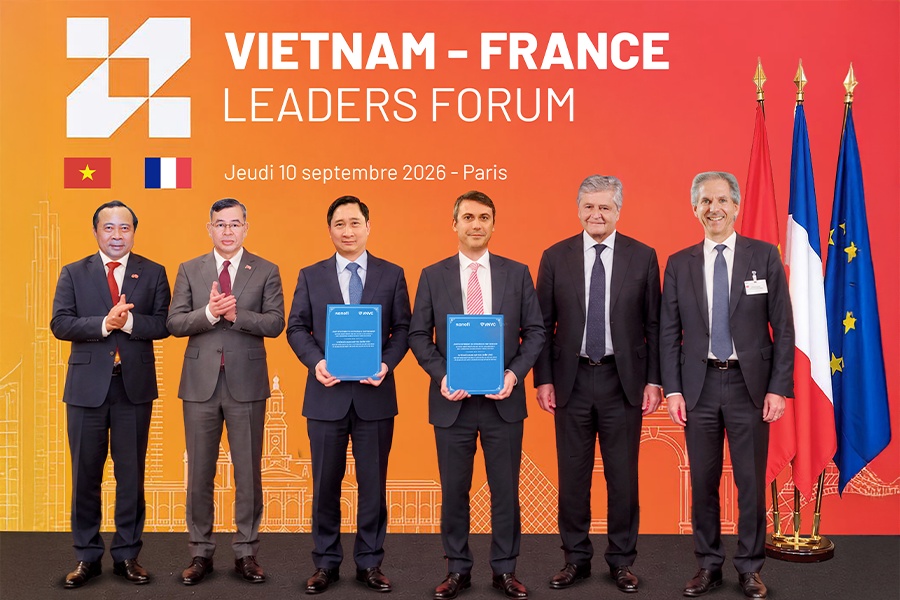 representatives of sanofi and vnvc