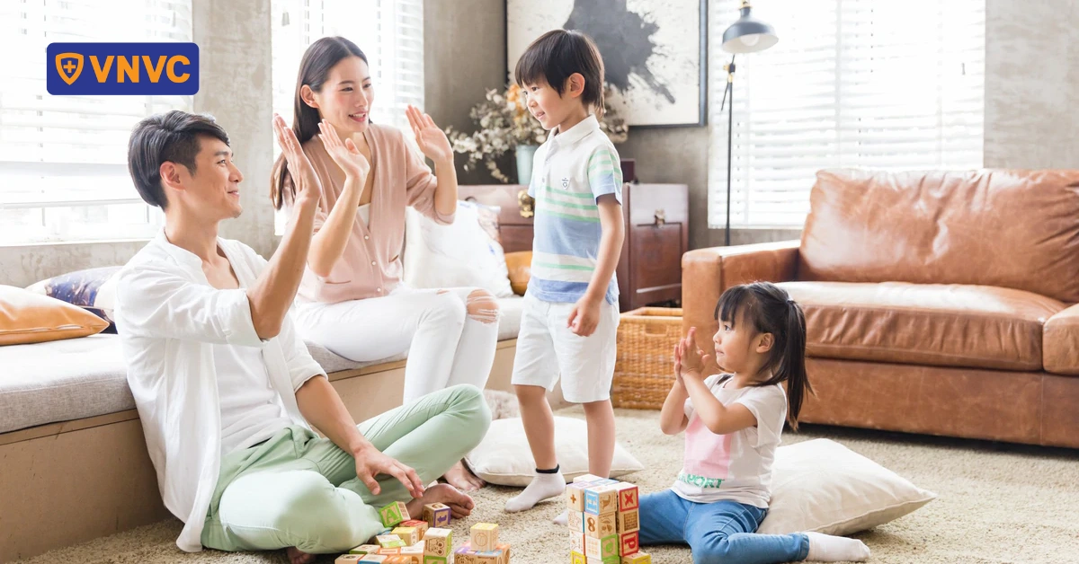 Tay chân miệng lây lan mạnh trong hộ gia đình