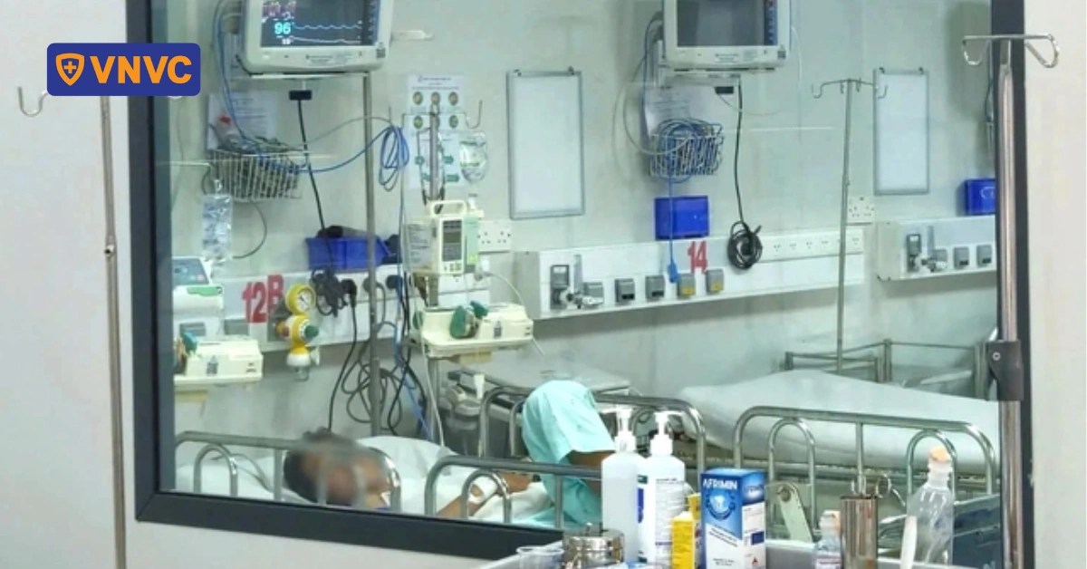 TP.HCM: 3 học sinh cùng trường nhiễm não mô cầu, 1 em tử vong do diễn biến tối cấp