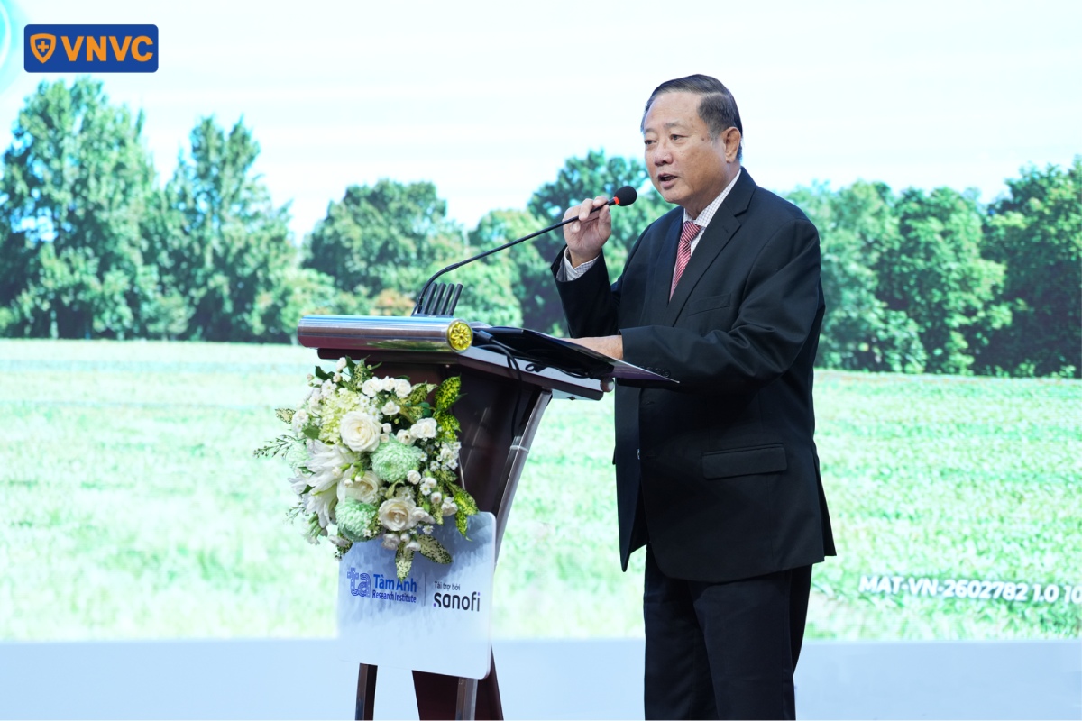 phó giáo sư trần quang bính phát biểu