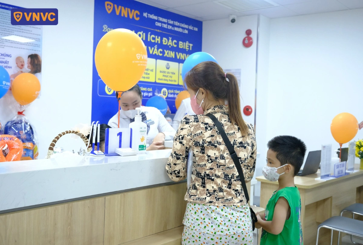 quầy đăng ký tiêm tại vnvc phú xuân nhà bè