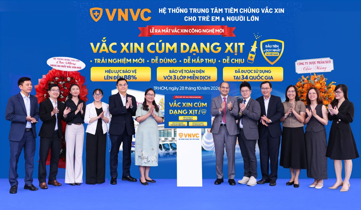 vnvc ra mắt vắc xin cúm xịt
